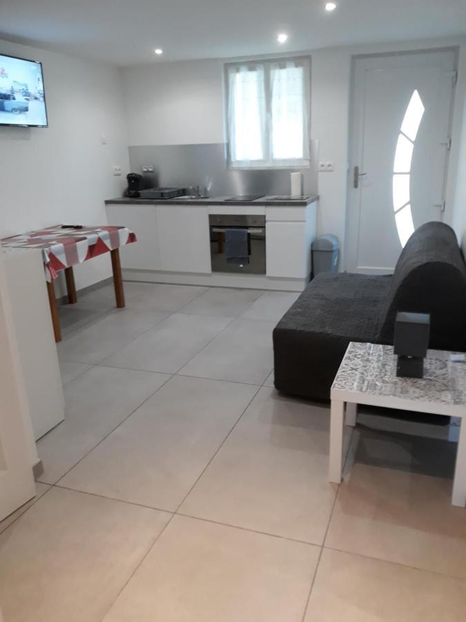 T2 Courte Duree Apartment Jonage Exterior photo